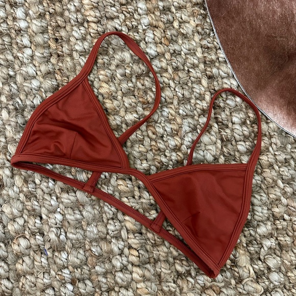 Heartland and Baulch Rust Triangle Bikini Top - Picture 2 of 3